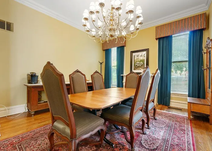 2 Bedroom Schwartz Castle * Columbus