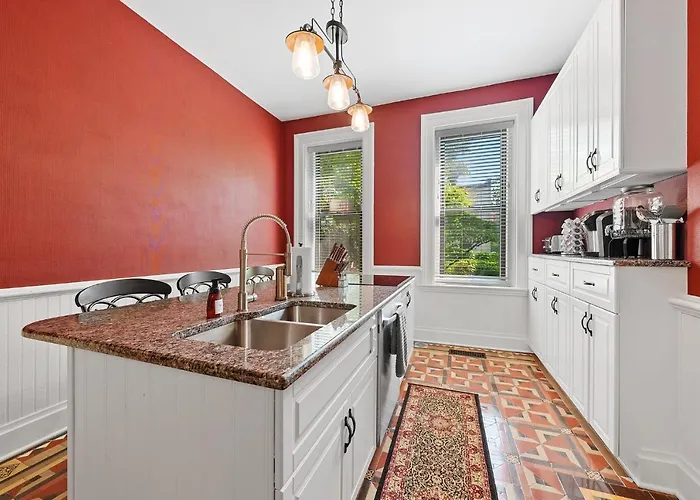 2 Bedroom Schwartz Castle